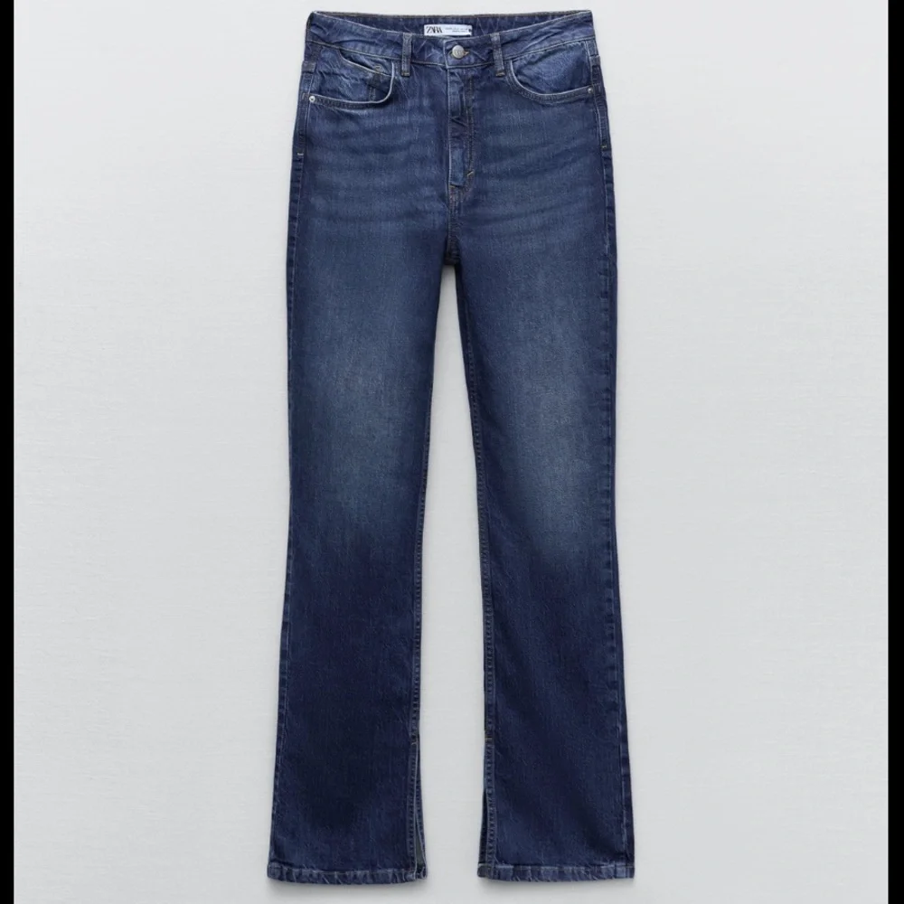 Zara Slim Flare Jeans - Picture 1 of 6